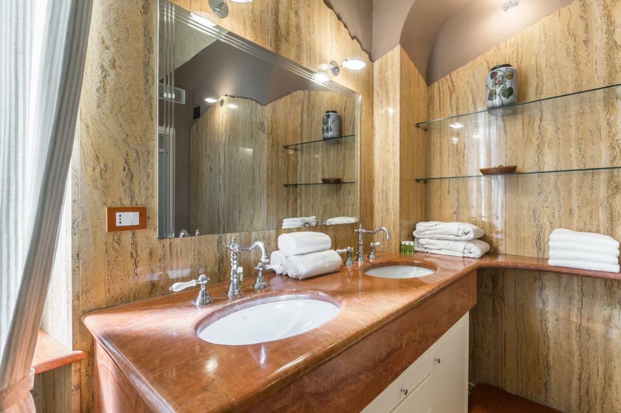 Roero Suite In The City Center 阿斯蒂 外观 照片